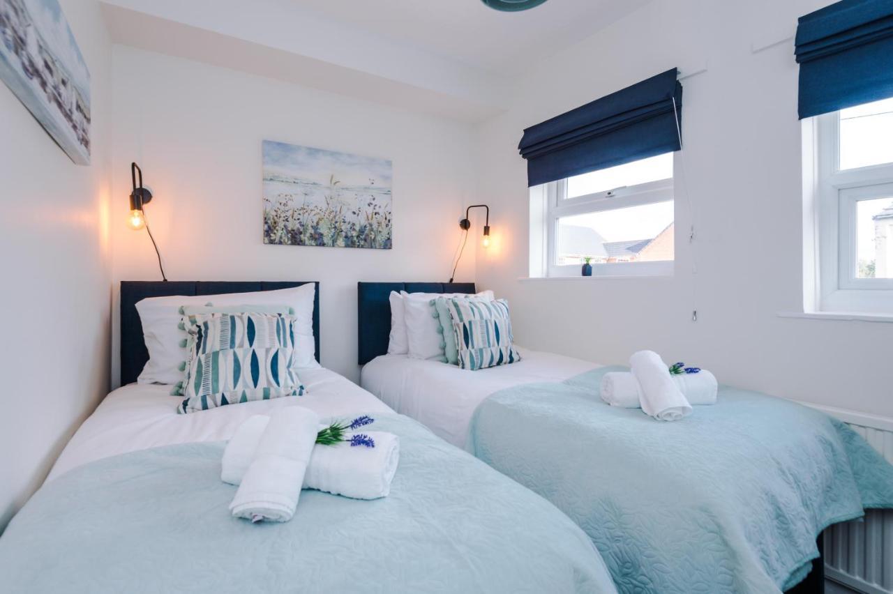 Bright 2-Bed Cottage In Chester By 53 Degrees Property, Ideal For Couples & Small Groups, City Centre - Sleeps 6 Zewnętrze zdjęcie