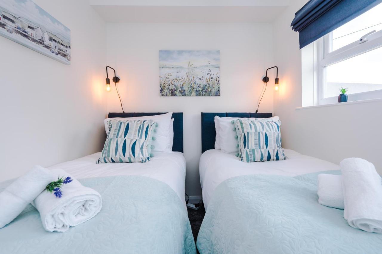 Bright 2-Bed Cottage In Chester By 53 Degrees Property, Ideal For Couples & Small Groups, City Centre - Sleeps 6 Zewnętrze zdjęcie